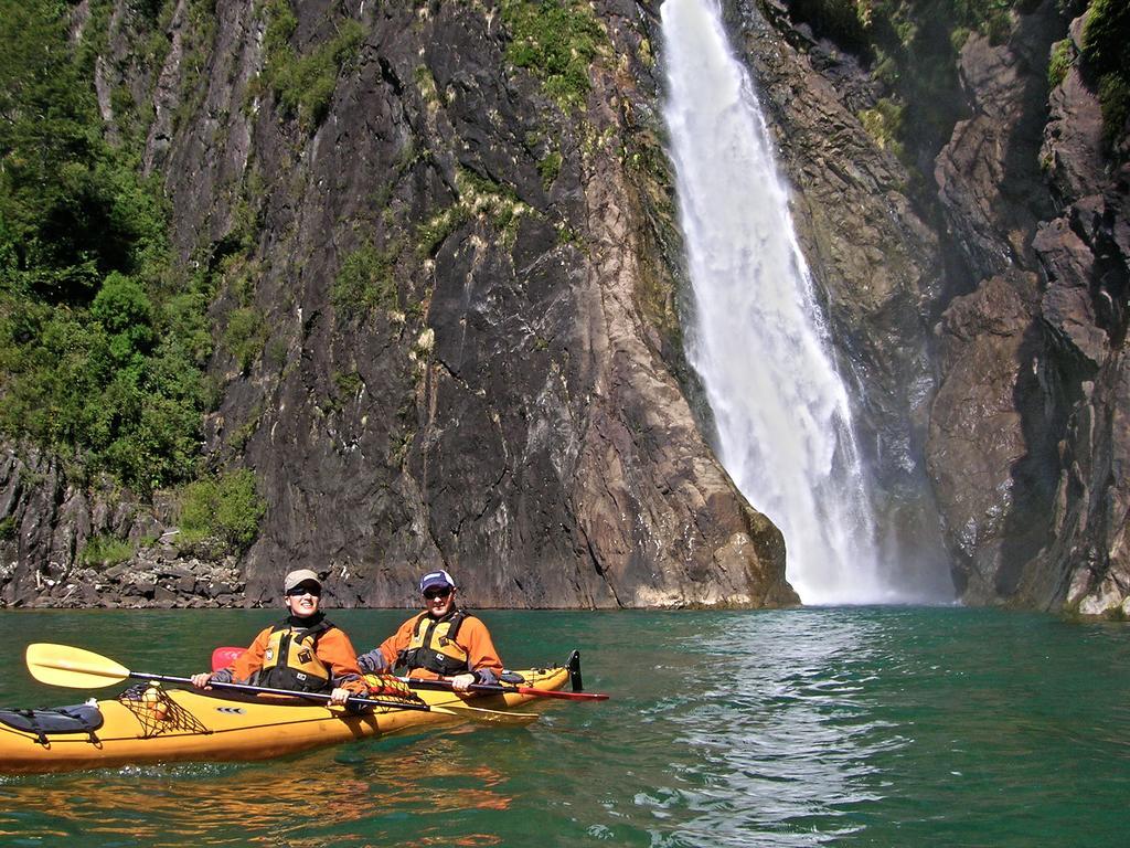 Mitico Puelo Lodge Las Gualas Eksteriør bilde