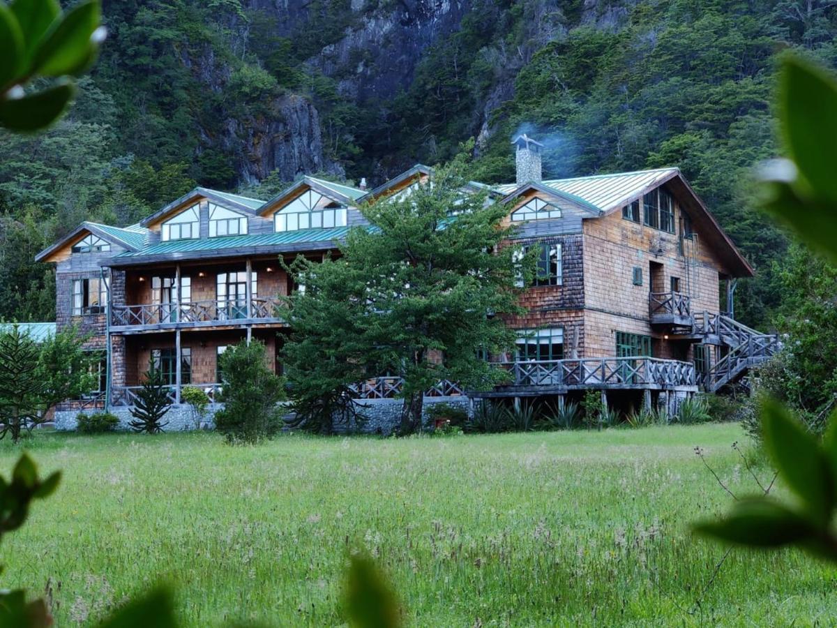 Mitico Puelo Lodge Las Gualas Eksteriør bilde